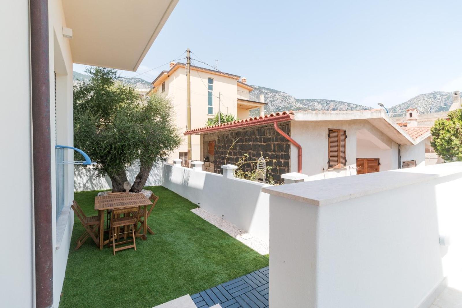 Appartamento Perla Verde, Wifi E Air Con Cala Gonone Zewnętrze zdjęcie